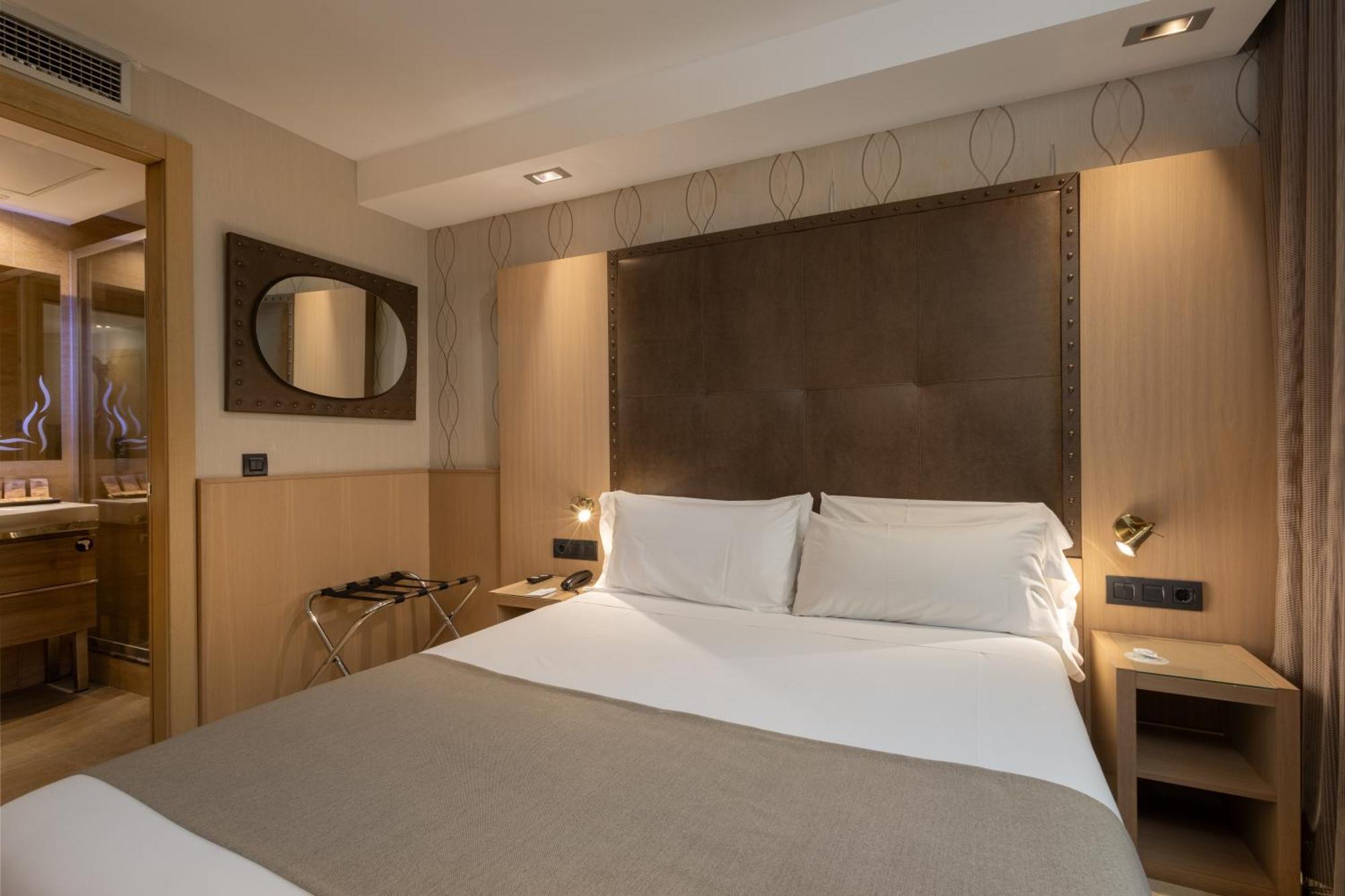 Gran Hotel Barcino Barcelona Luaran gambar