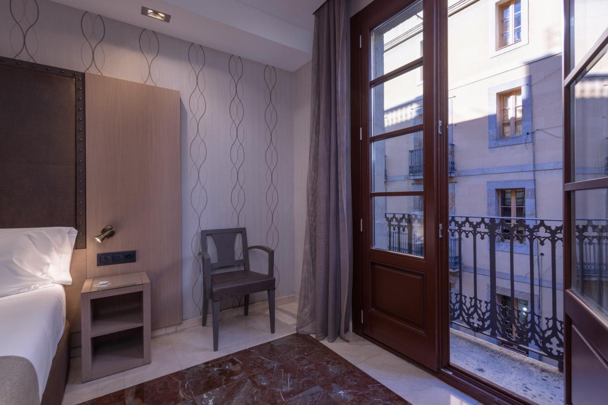 Gran Hotel Barcino Barcelona Bilik gambar
